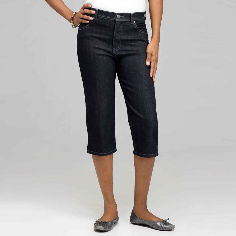 Classic Denim Straight Leg Capri, Rinse Wash New, large image number 0